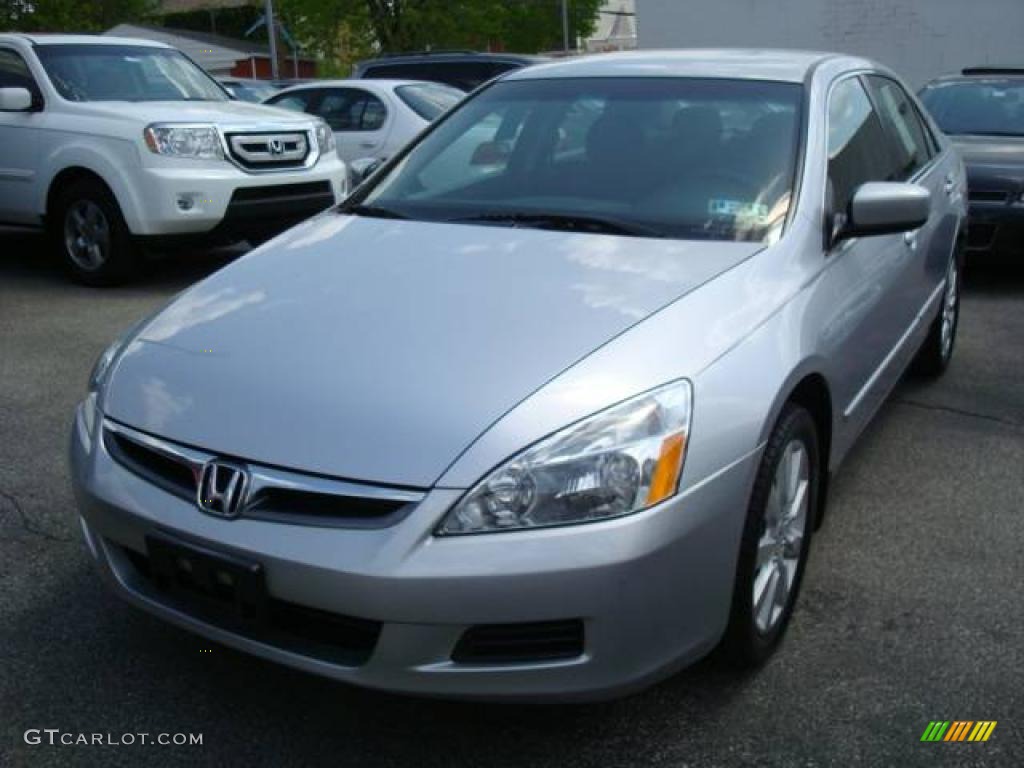 Alabaster Silver Metallic Honda Accord