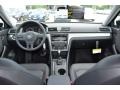 Black - Passat 2.5L S Photo No. 5