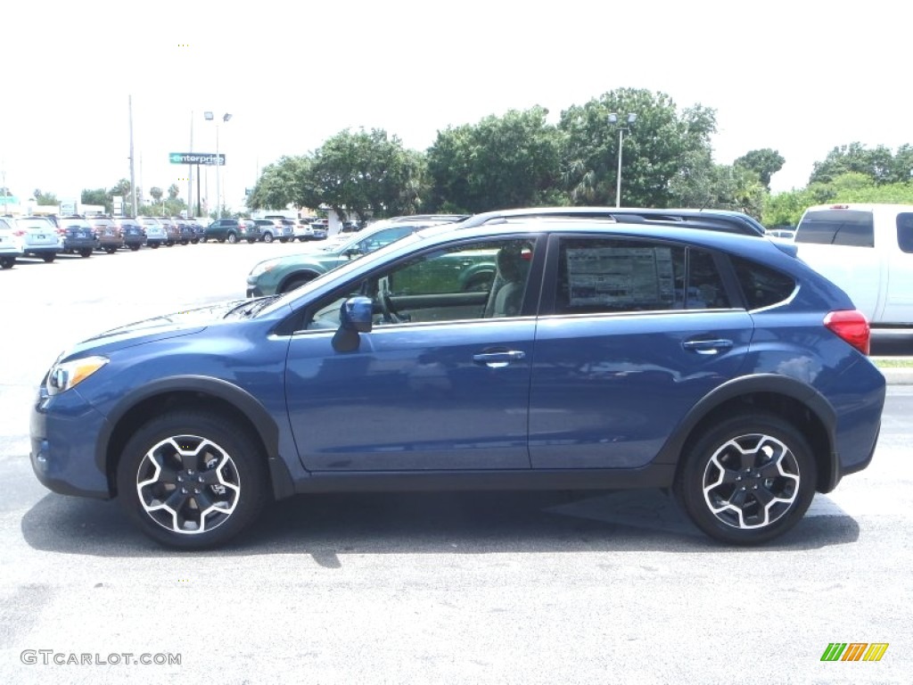 2013 XV Crosstrek 2.0 Premium - Marine Blue Pearl / Ivory photo #3