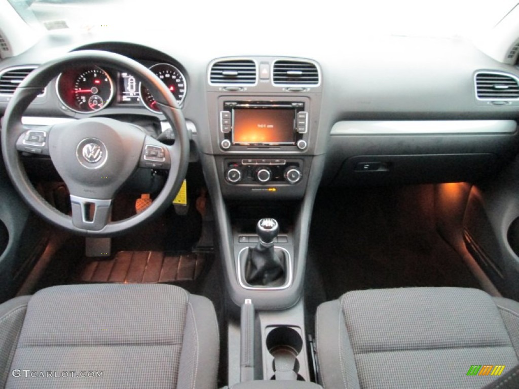 2012 Volkswagen Golf 4 Door TDI Dashboard Photos