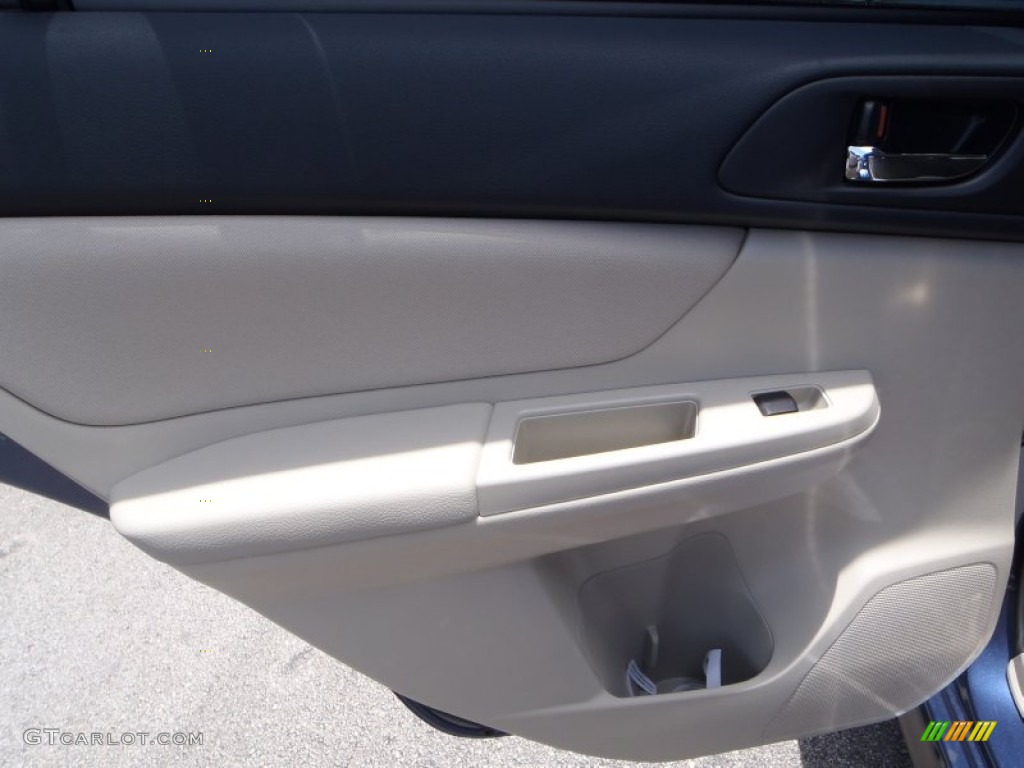 2013 XV Crosstrek 2.0 Premium - Marine Blue Pearl / Ivory photo #17