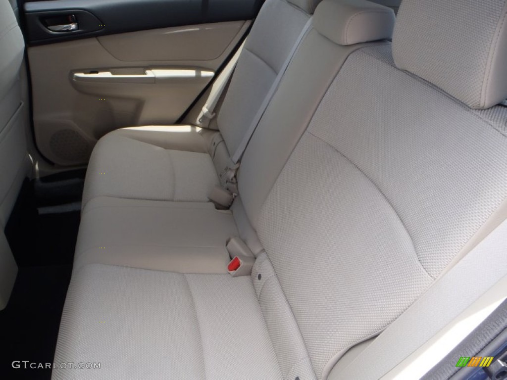 2013 XV Crosstrek 2.0 Premium - Marine Blue Pearl / Ivory photo #18