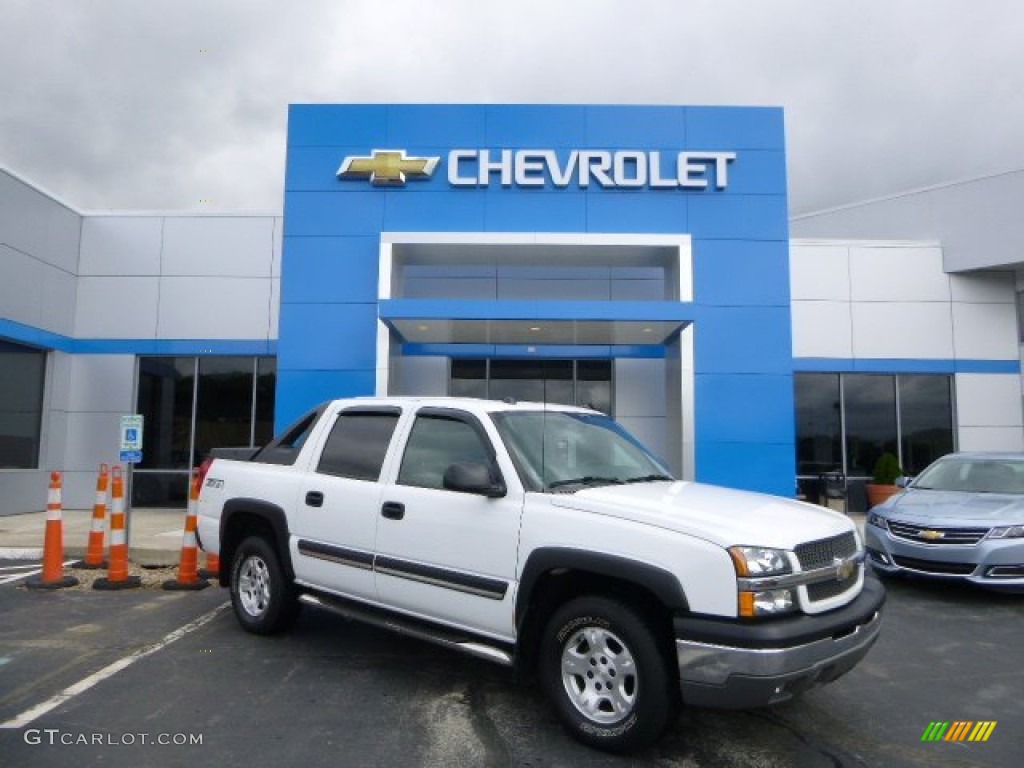 Summit White Chevrolet Avalanche