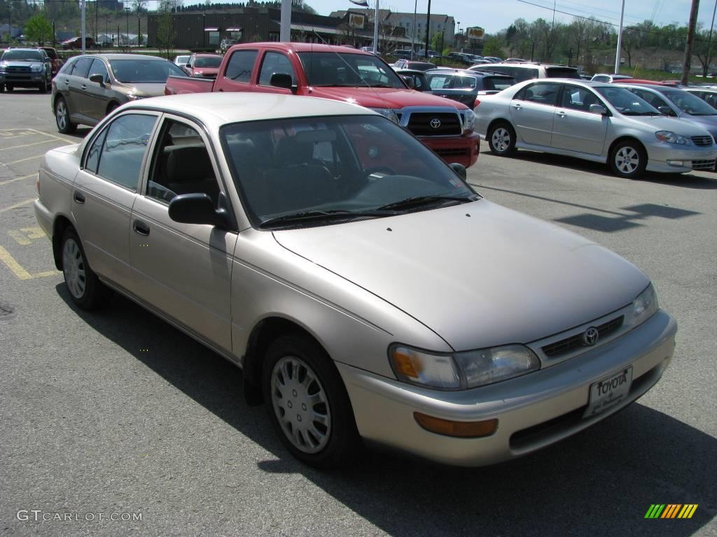 1997 Corolla CE - Cashmere Beige Metallic / Beige photo #8