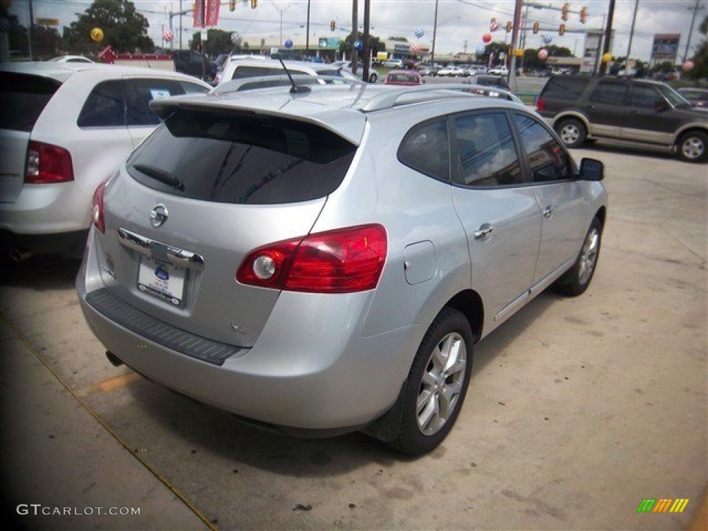 2011 Rogue SL - Silver Ice Metallic / Black photo #6