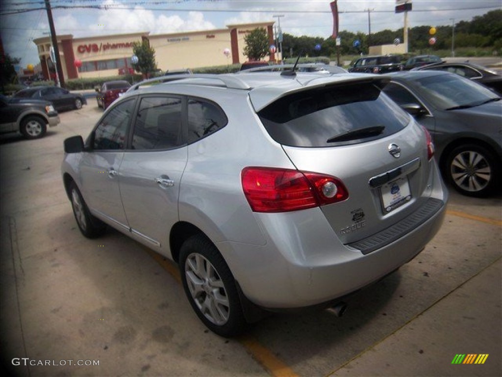 2011 Rogue SL - Silver Ice Metallic / Black photo #8