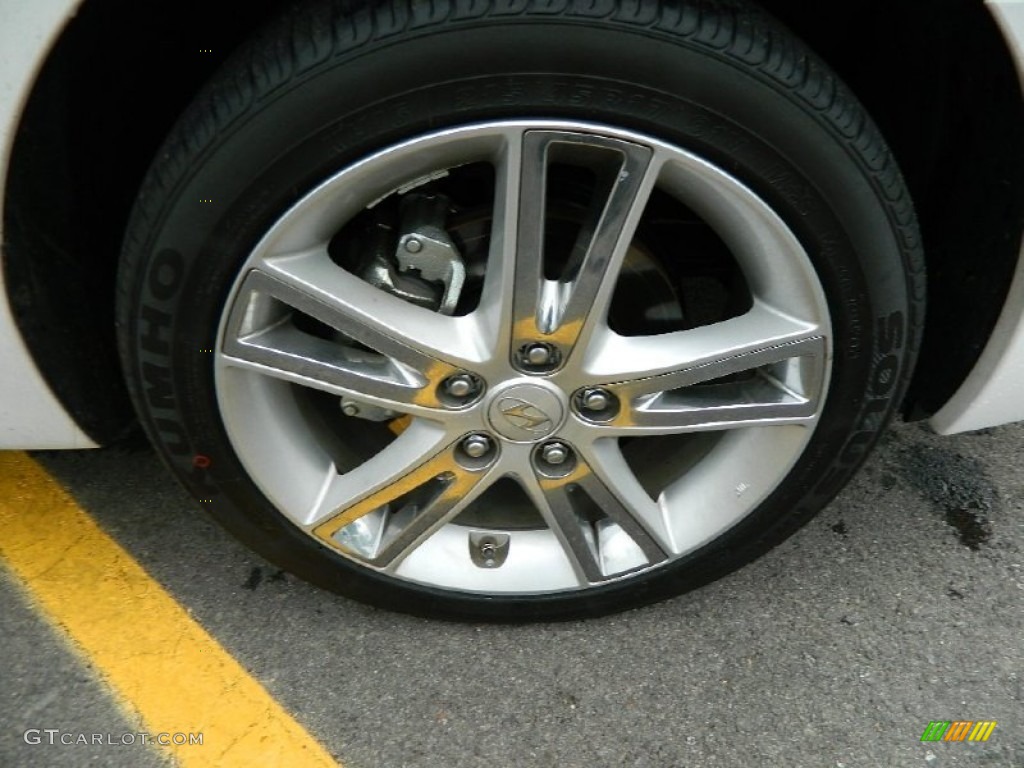 2011 Elantra Touring SE - Polar White / Beige photo #8
