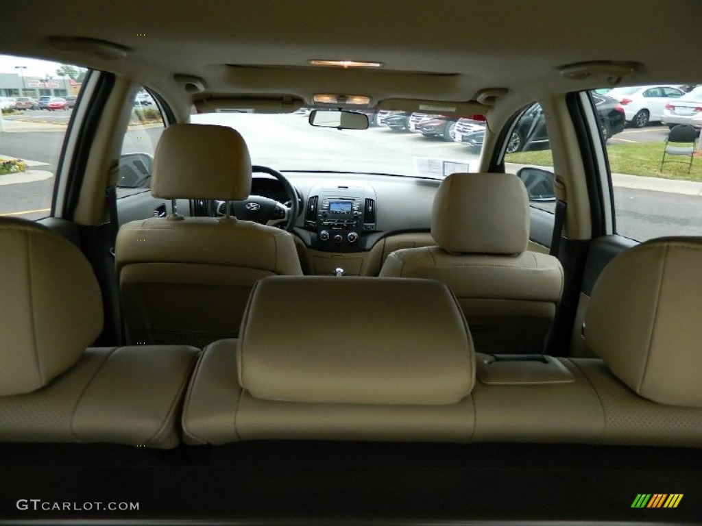 2011 Elantra Touring SE - Polar White / Beige photo #12