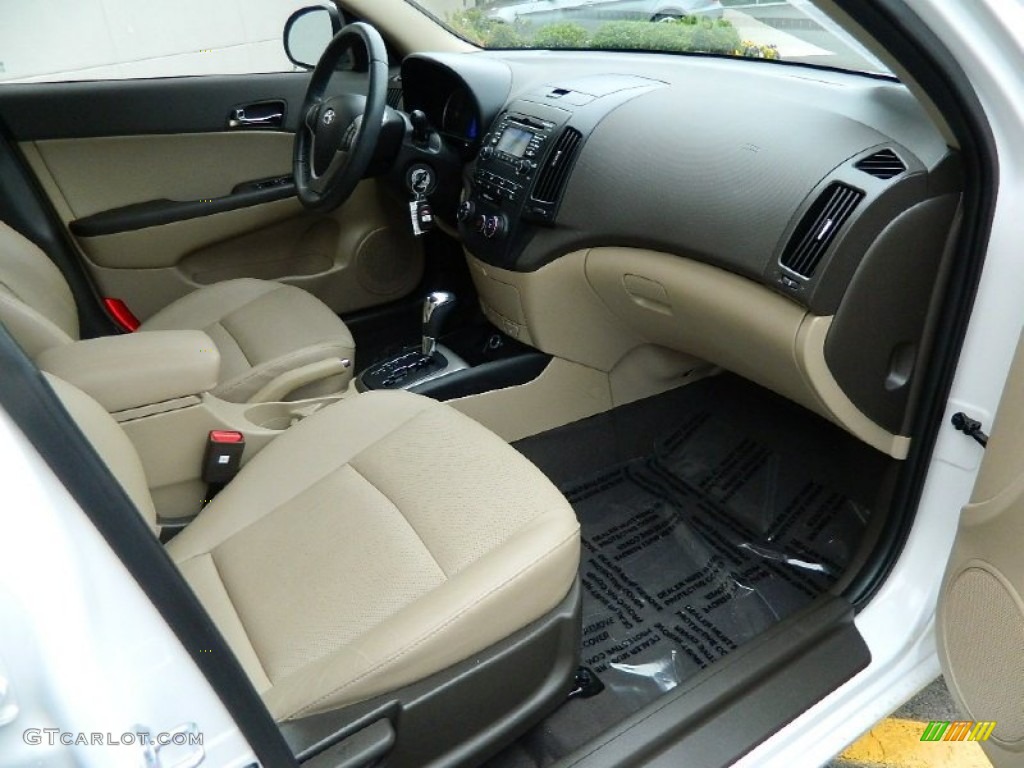 2011 Elantra Touring SE - Polar White / Beige photo #14