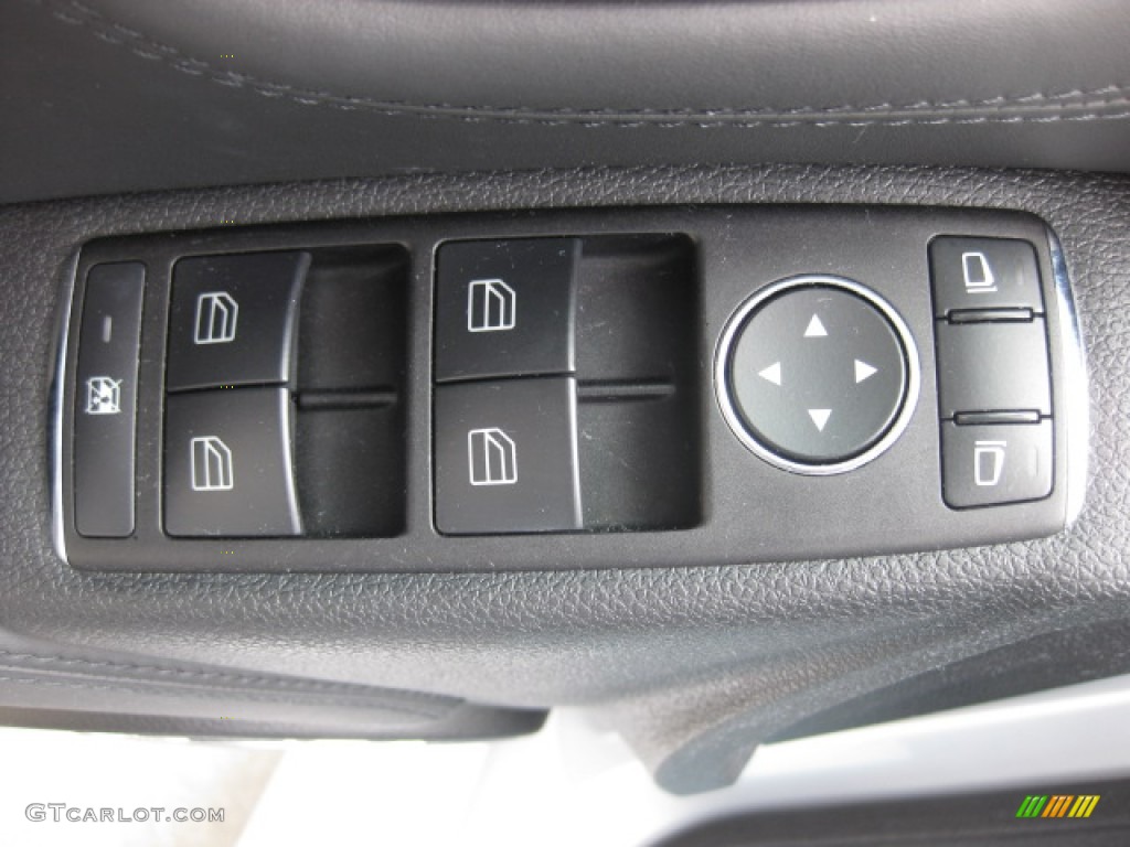 2009 Mercedes-Benz C 63 AMG Controls Photo #82221679