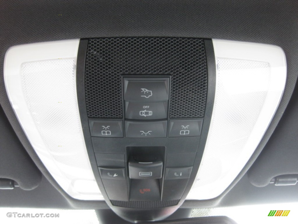 2009 Mercedes-Benz C 63 AMG Controls Photo #82221915