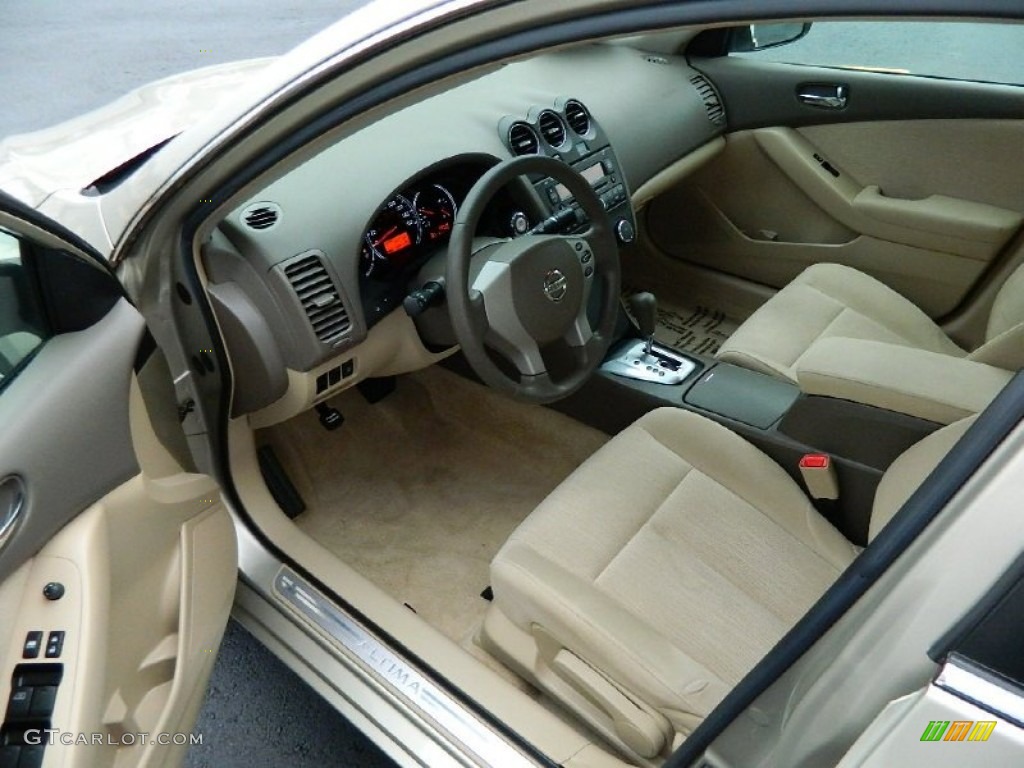 2010 Altima 2.5 S - Sonoran Sand / Blond photo #9