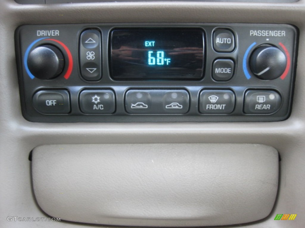 2003 Chevrolet Corvette Convertible Controls Photo #82225065