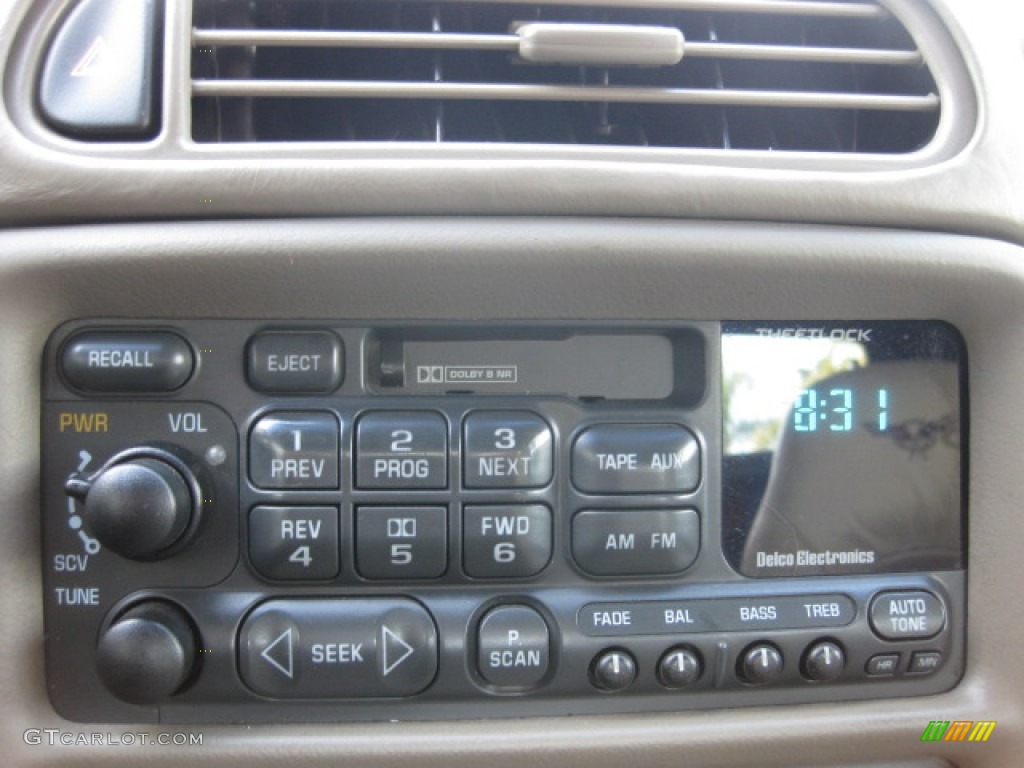 2003 Chevrolet Corvette Convertible Audio System Photos