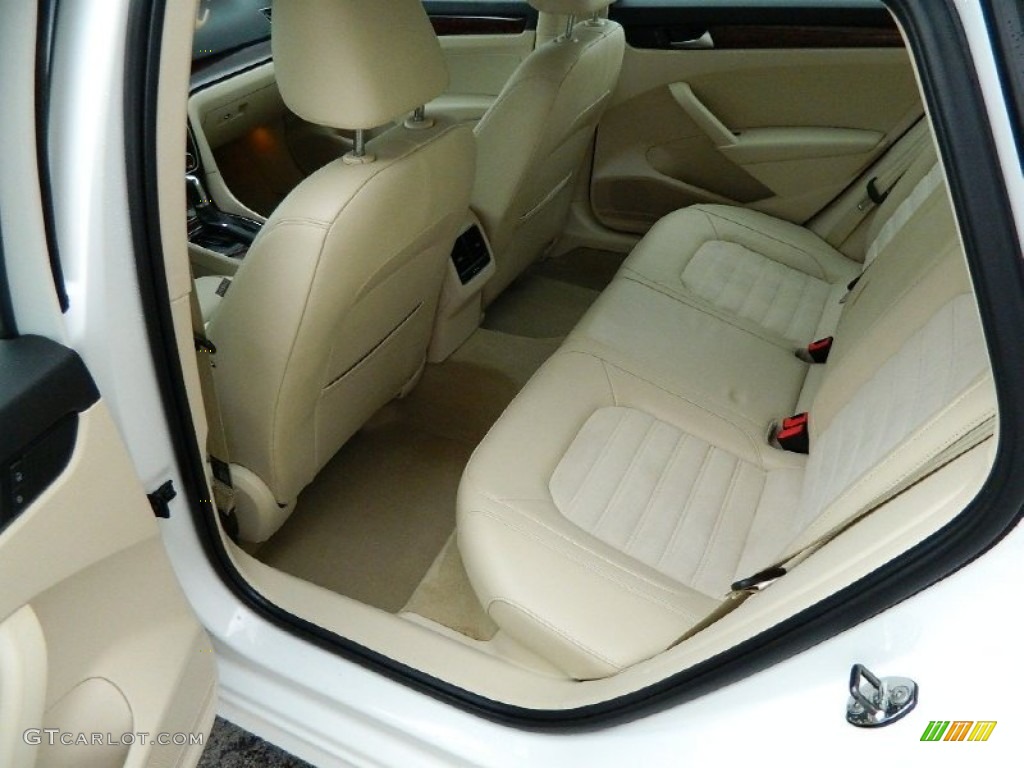 Cornsilk Beige Interior 2013 Volkswagen Passat V6 SEL Photo #82225867