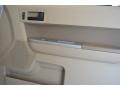 White Suede - Escape XLT Photo No. 15