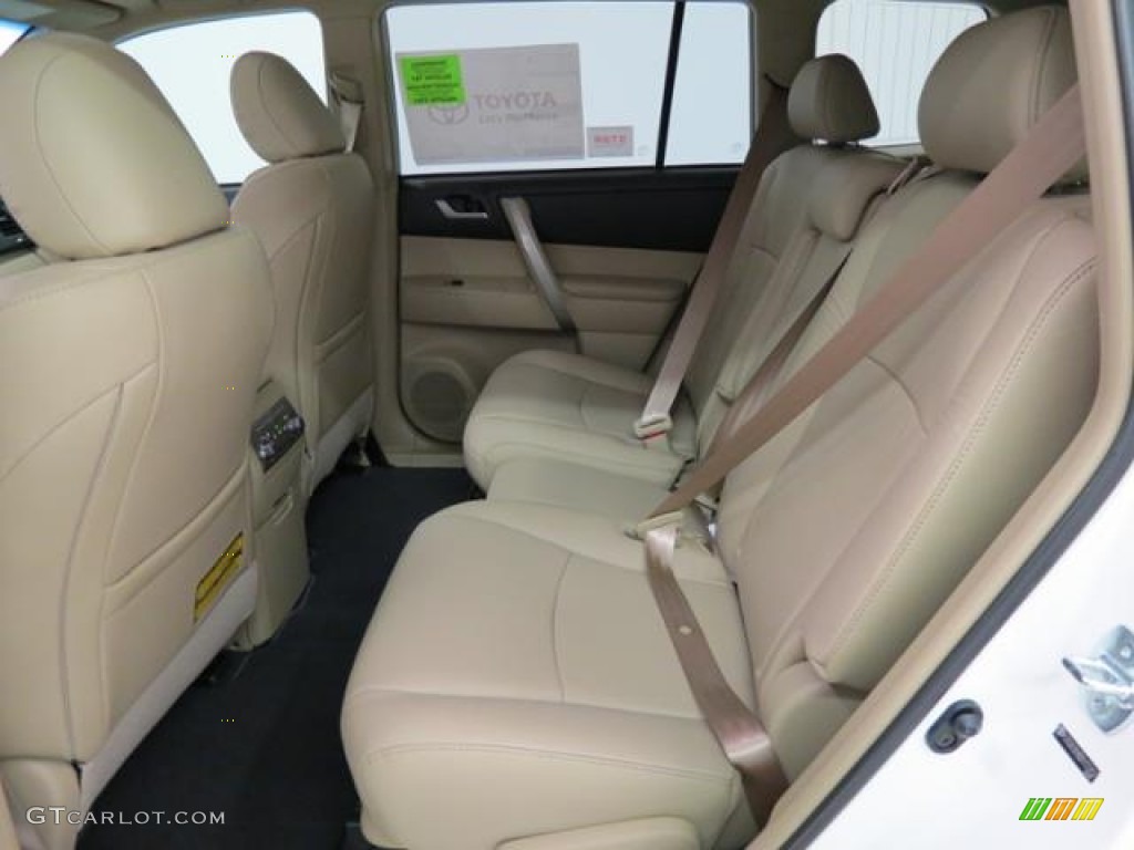 2013 Toyota Highlander SE Rear Seat Photo #82228353