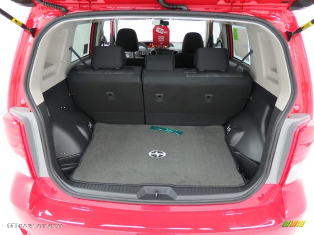 2013 Scion xB Standard xB Model Trunk Photo #82229853