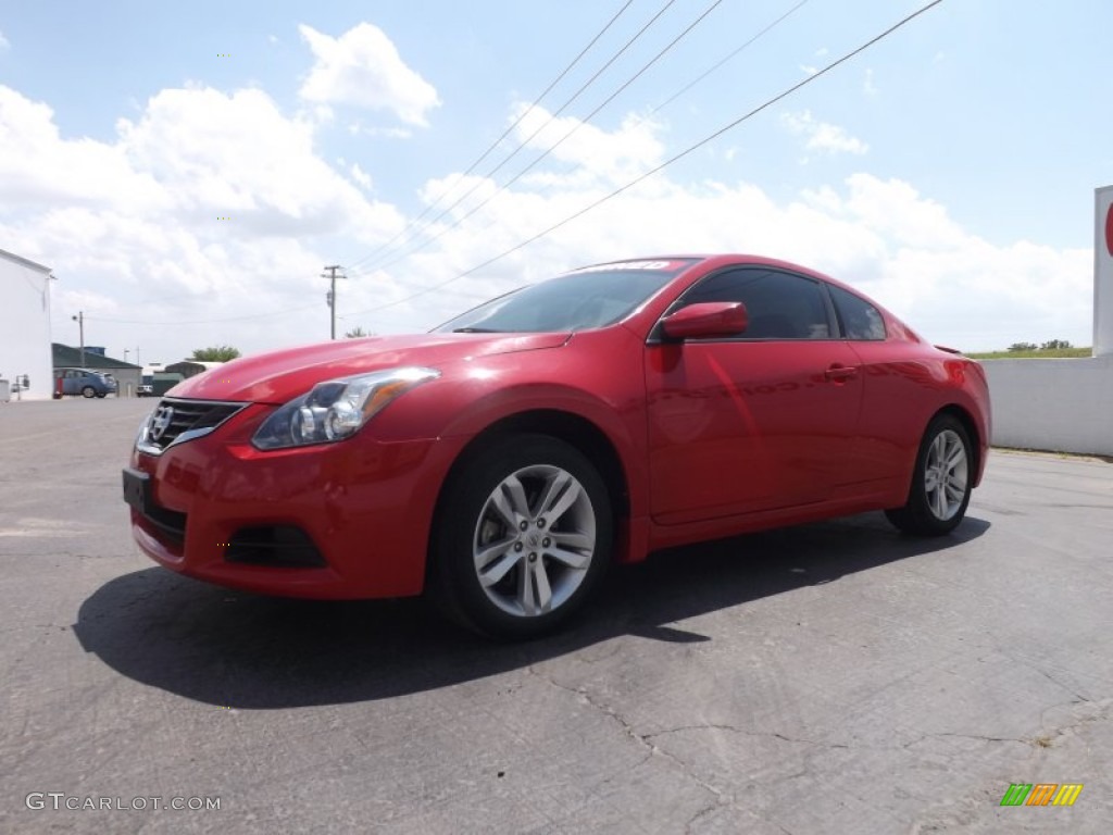 2010 Altima 2.5 S Coupe - Red Alert / Blond photo #3