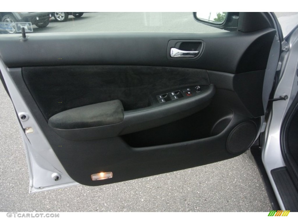 2005 Honda Accord LX V6 Sedan Black Door Panel Photo #82231274