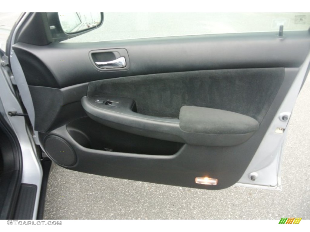2005 Honda Accord LX V6 Sedan Black Door Panel Photo #82231514