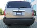 2007 Light Khaki Metallic Dodge Nitro SXT  photo #4