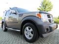 2007 Light Khaki Metallic Dodge Nitro SXT  photo #7