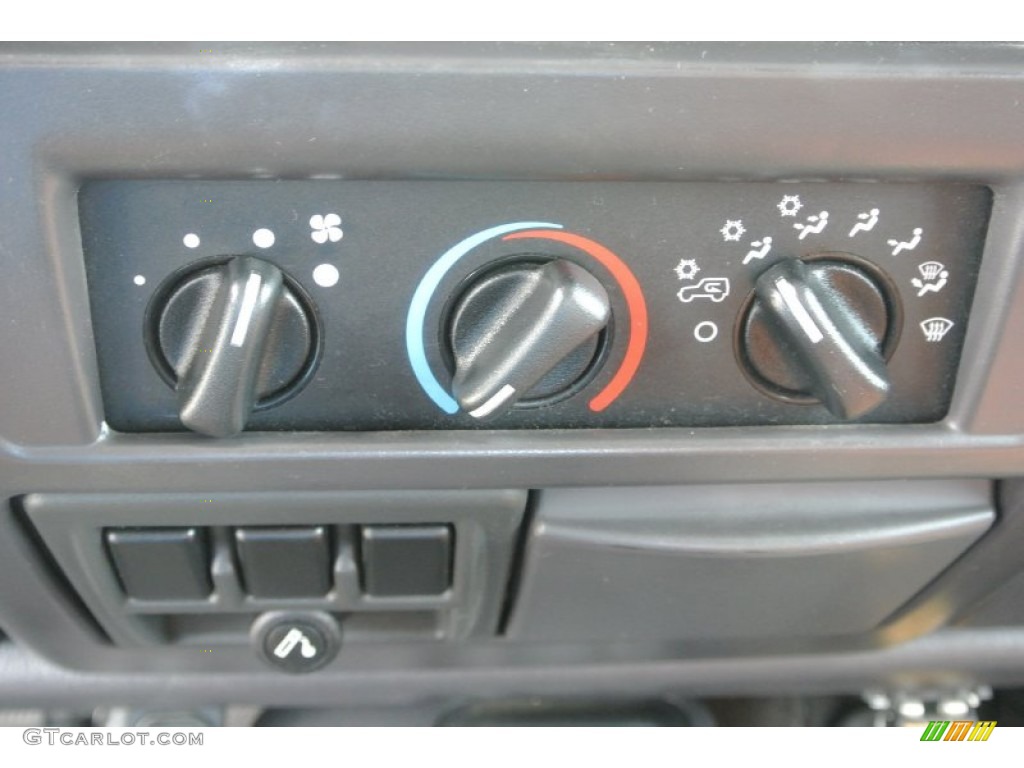 2002 Jeep Wrangler Apex Edition 4x4 Controls Photo #82233184