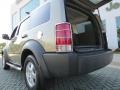 2007 Light Khaki Metallic Dodge Nitro SXT  photo #16