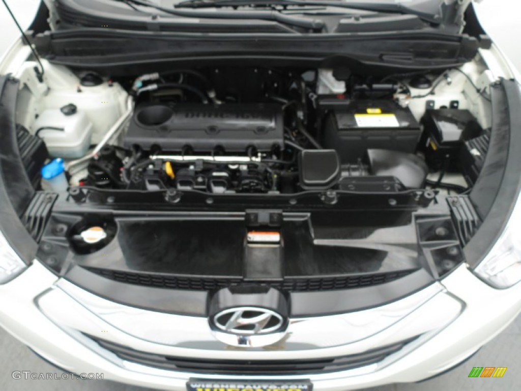 2011 Hyundai Tucson Limited Engine Photos