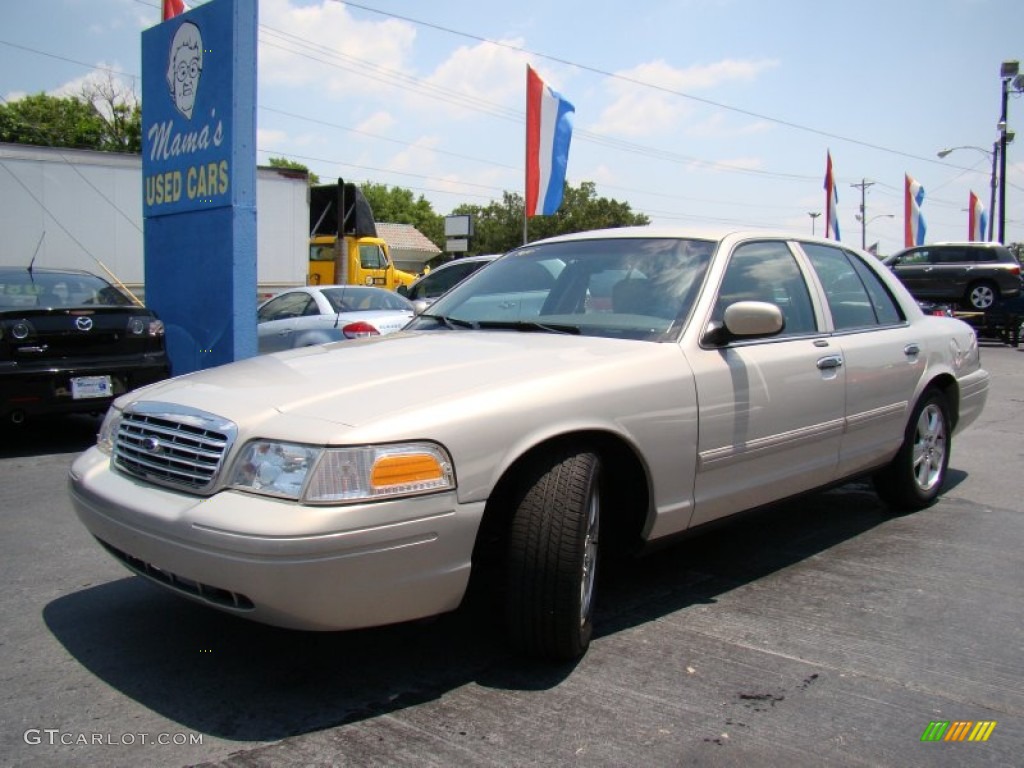 2011 Crown Victoria LX - Smokestone Metallic / Medium Light Stone photo #25