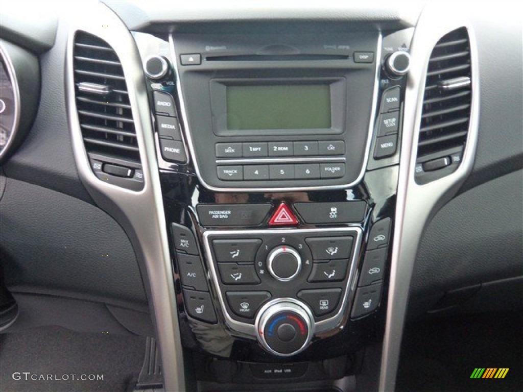 2013 Elantra GT - Silver / Black photo #13