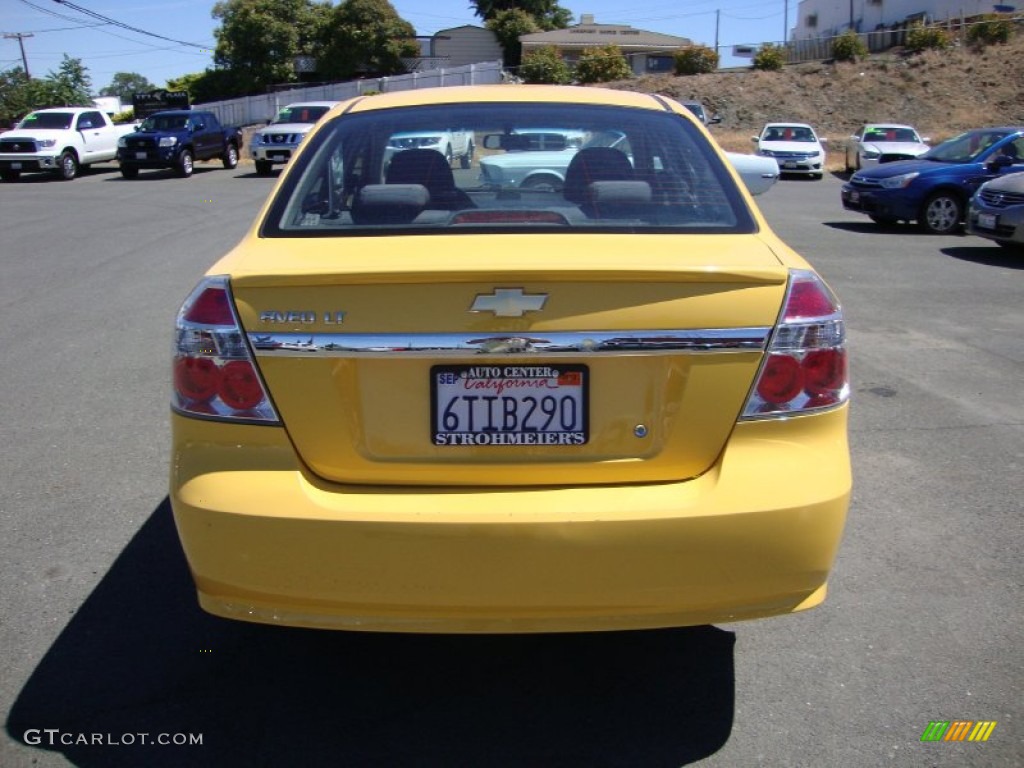 2010 Aveo LT Sedan - Summer Yellow / Charcoal photo #6