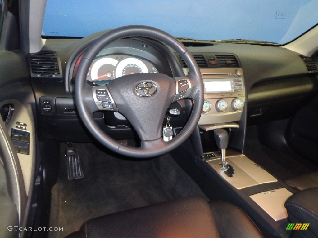 2007 Camry SE V6 - Black / Dark Charcoal photo #19