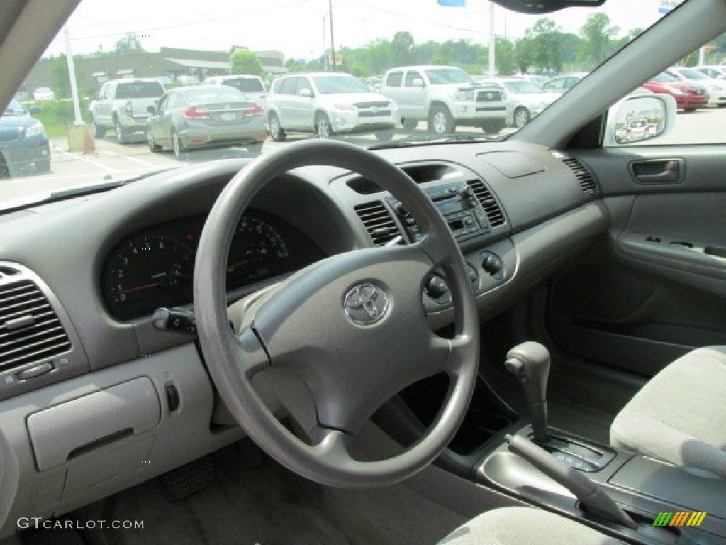 2003 Toyota Camry LE Stone Dashboard Photo #82238057