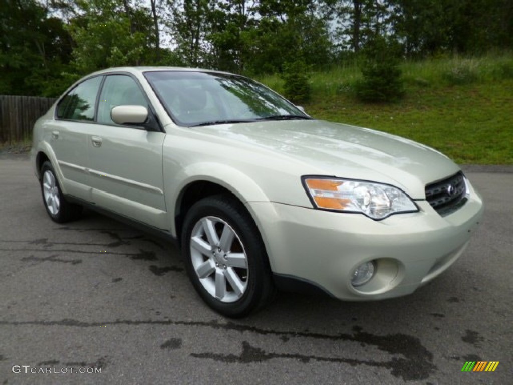 Champagne Gold Opalescent Subaru Outback