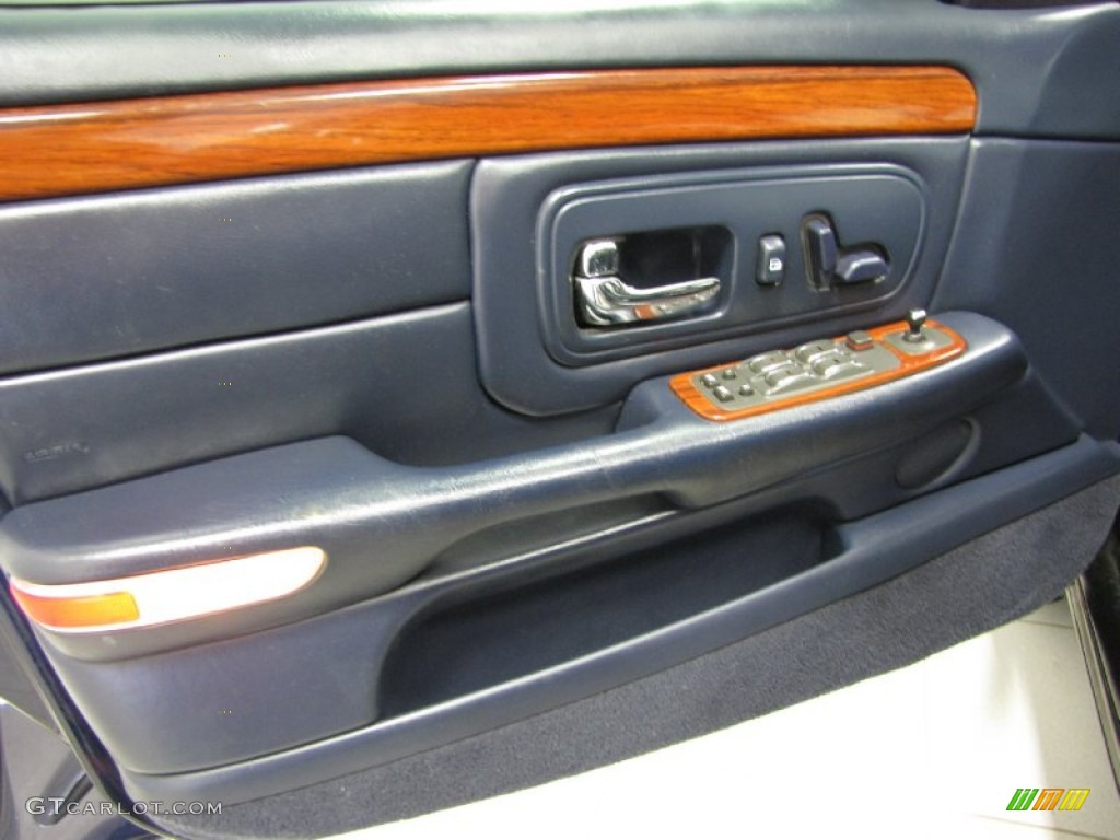 1999 Cadillac DeVille Sedan Navy Blue Door Panel Photo #82238685