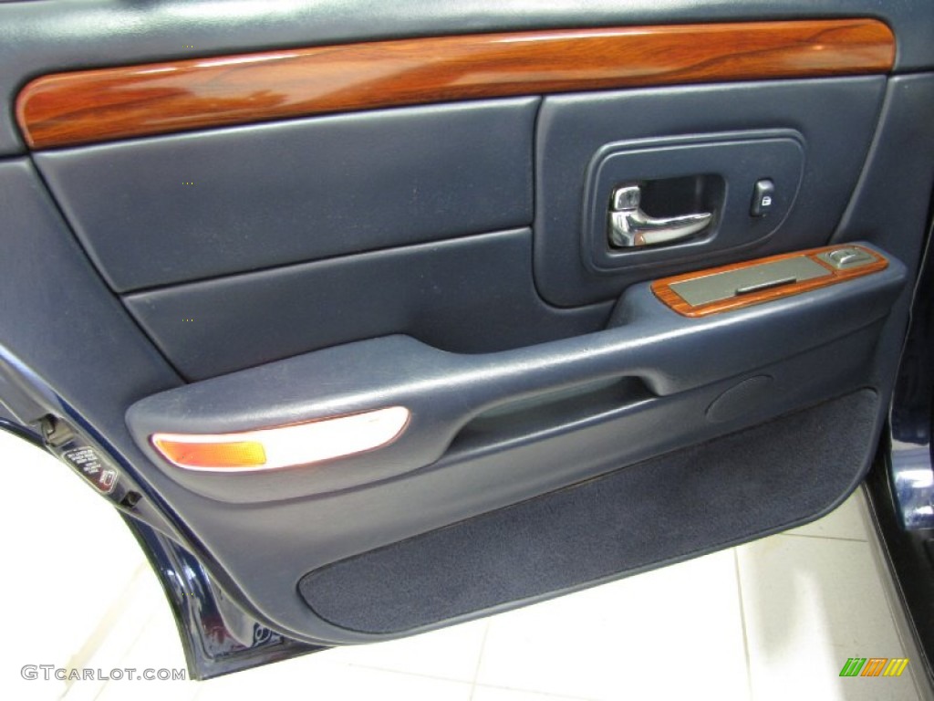 1999 Cadillac DeVille Sedan Navy Blue Door Panel Photo #82238703