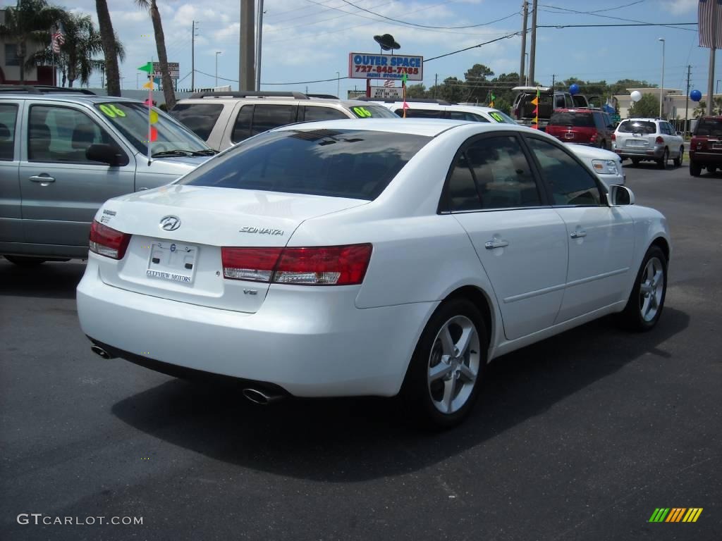 2006 Sonata LX V6 - Powder White Pearl / Gray photo #27