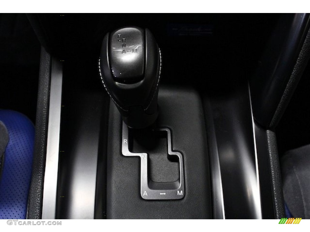 2014 Nissan GT-R Track Edition Transmission Photos