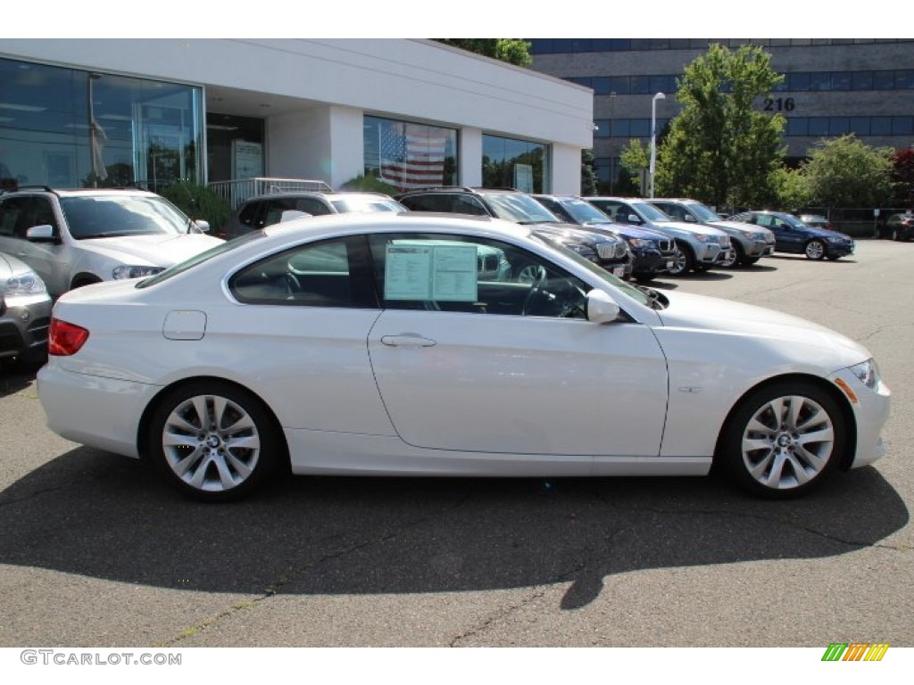 2013 3 Series 328i Coupe - Mineral White Metallic / Black photo #4