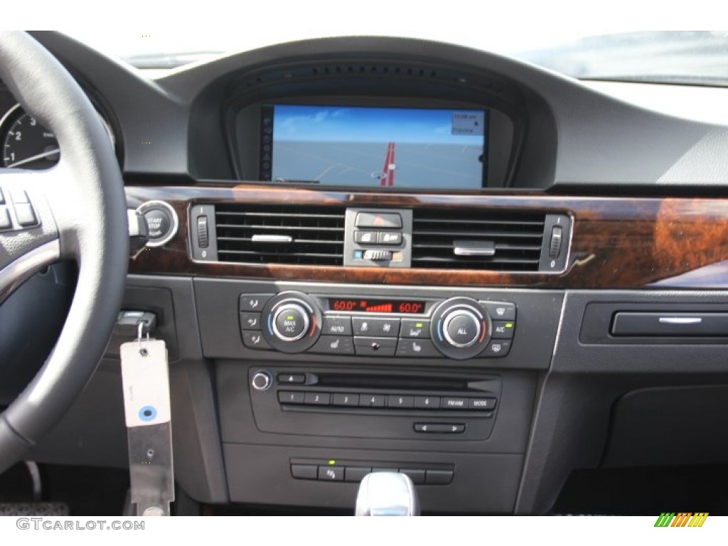 2013 3 Series 328i Coupe - Mineral White Metallic / Black photo #14