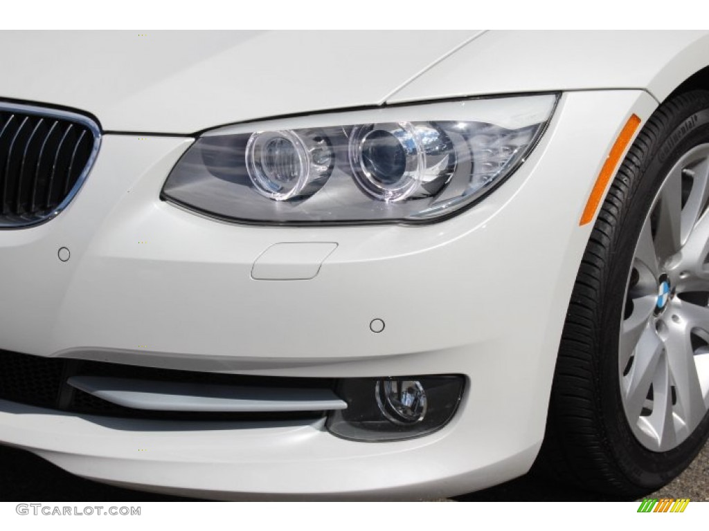 2013 3 Series 328i Coupe - Mineral White Metallic / Black photo #29