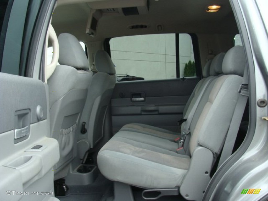 2006 Dodge Durango SLT 4x4 Rear Seat Photo #82248369