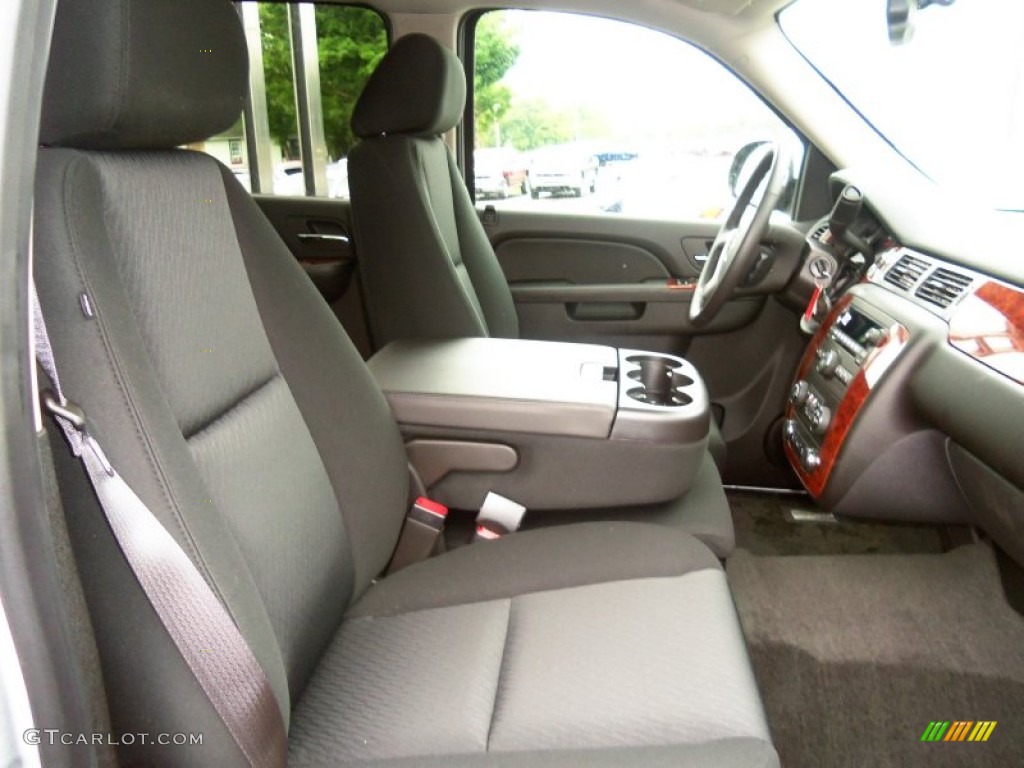 2013 Chevrolet Suburban LS 4x4 Front Seat Photo #82250112