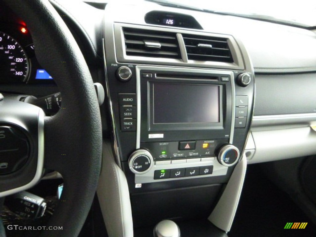 2013 Camry LE - Magnetic Gray Metallic / Ash photo #18