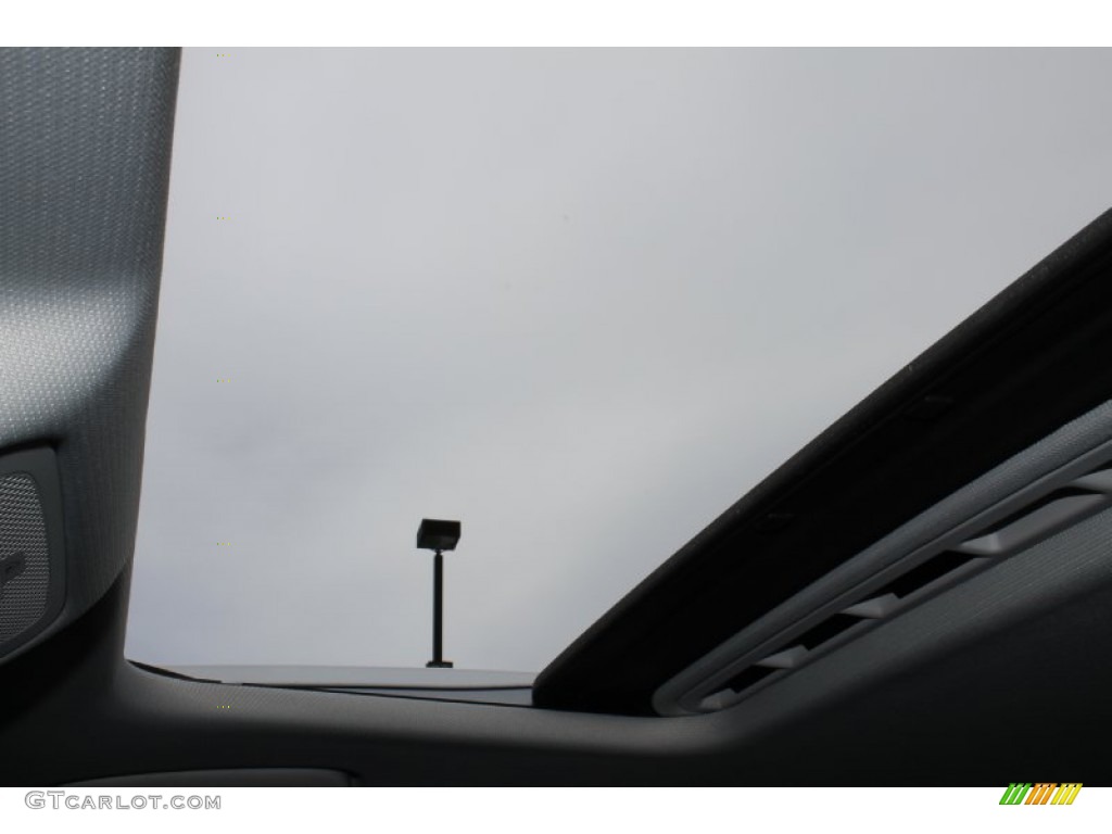 2011 A4 2.0T quattro Sedan - Ibis White / Black photo #37