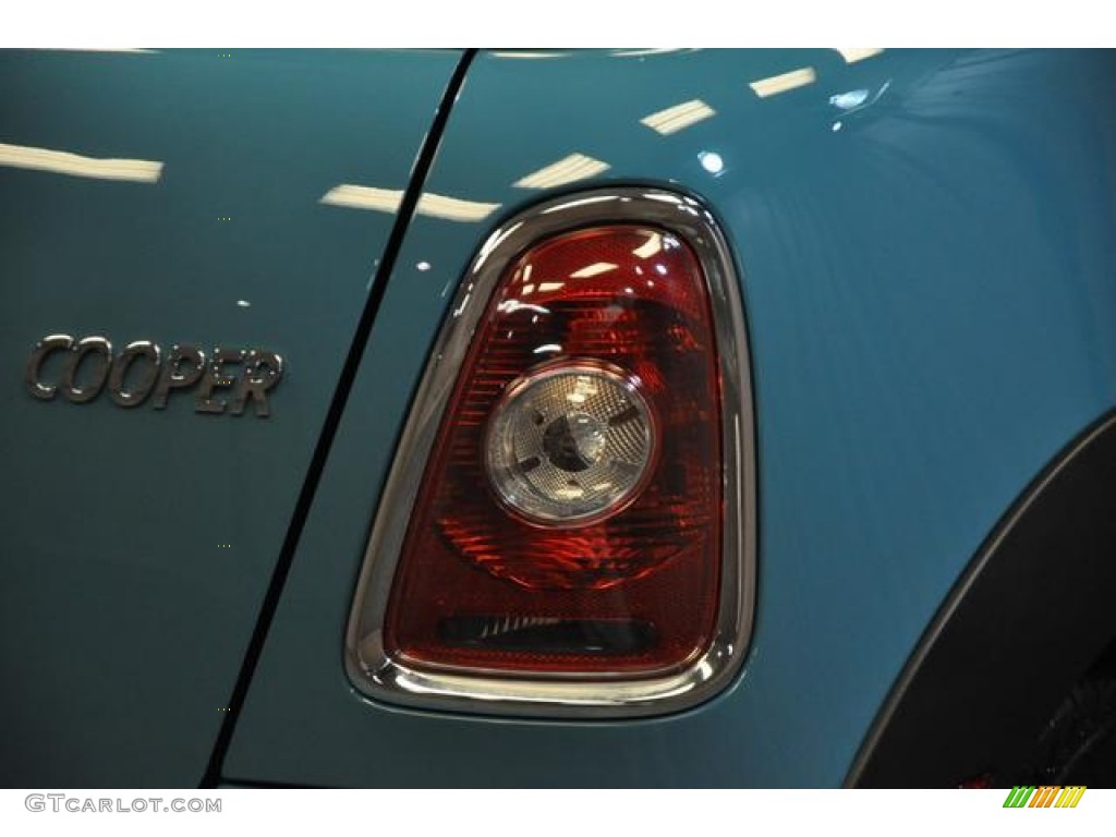 2010 Cooper Hardtop - Oxygen Blue / Grey/Carbon Black photo #13
