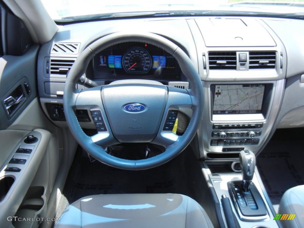 2010 Fusion Hybrid - Light Ice Blue Metallic / Medium Light Stone photo #22