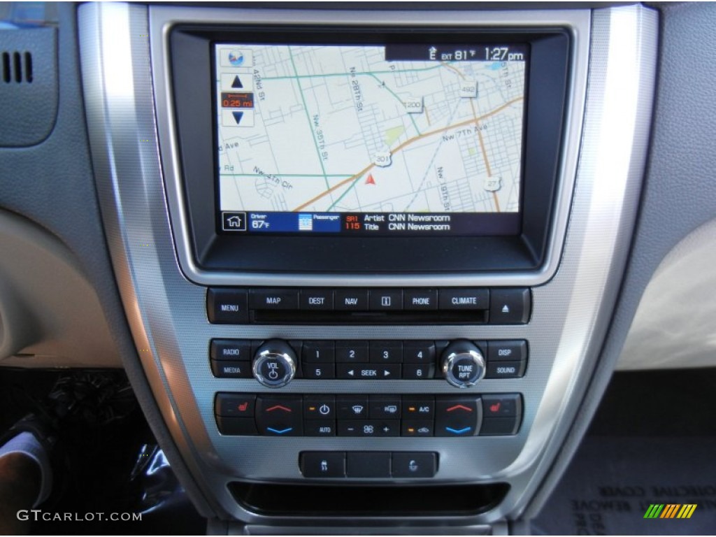 2010 Fusion Hybrid - Light Ice Blue Metallic / Medium Light Stone photo #24